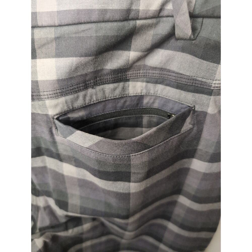 Lululemon Commission Plaid Shorts Golf Performance Casual Mens 36 - Picture 9 of 10